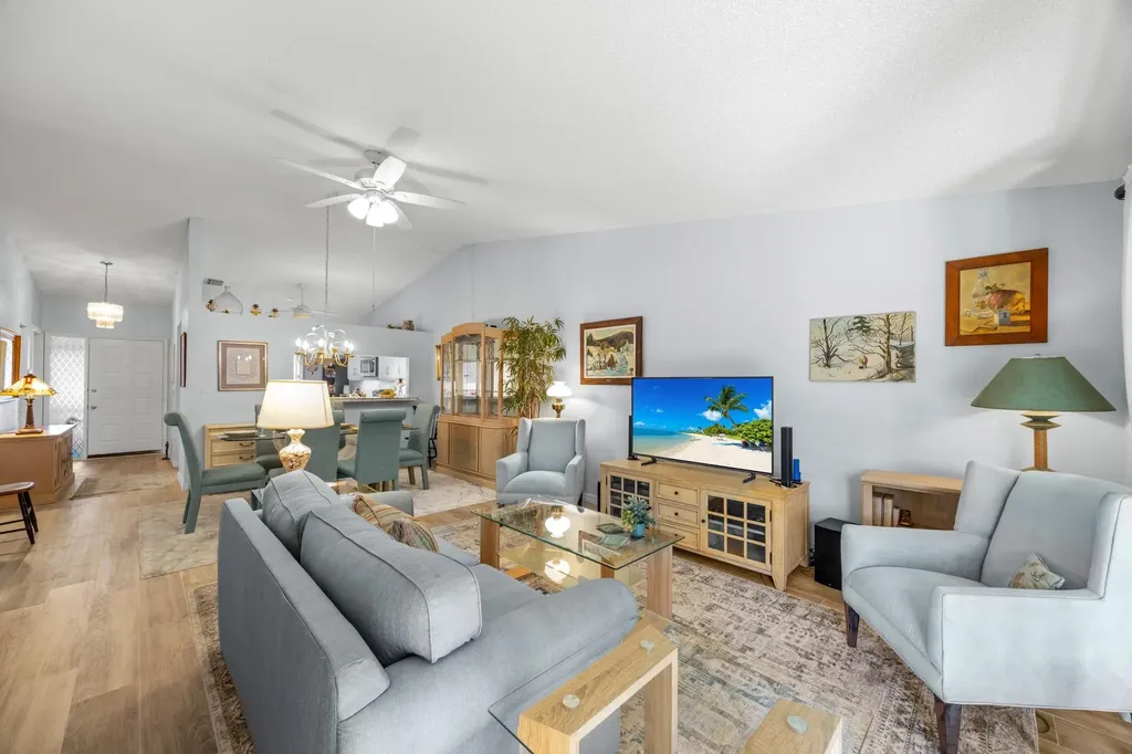 6486 Royal Woods Drive Fort Myers FL 33908-6192