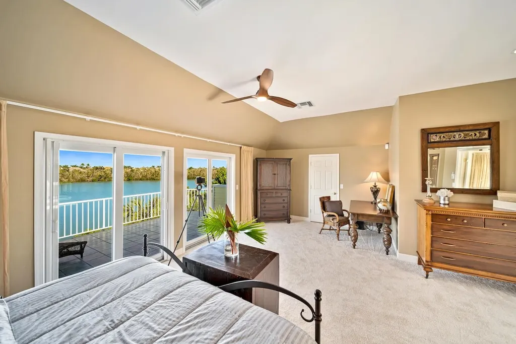 5810 Pine Tree Drive Sanibel FL 33957