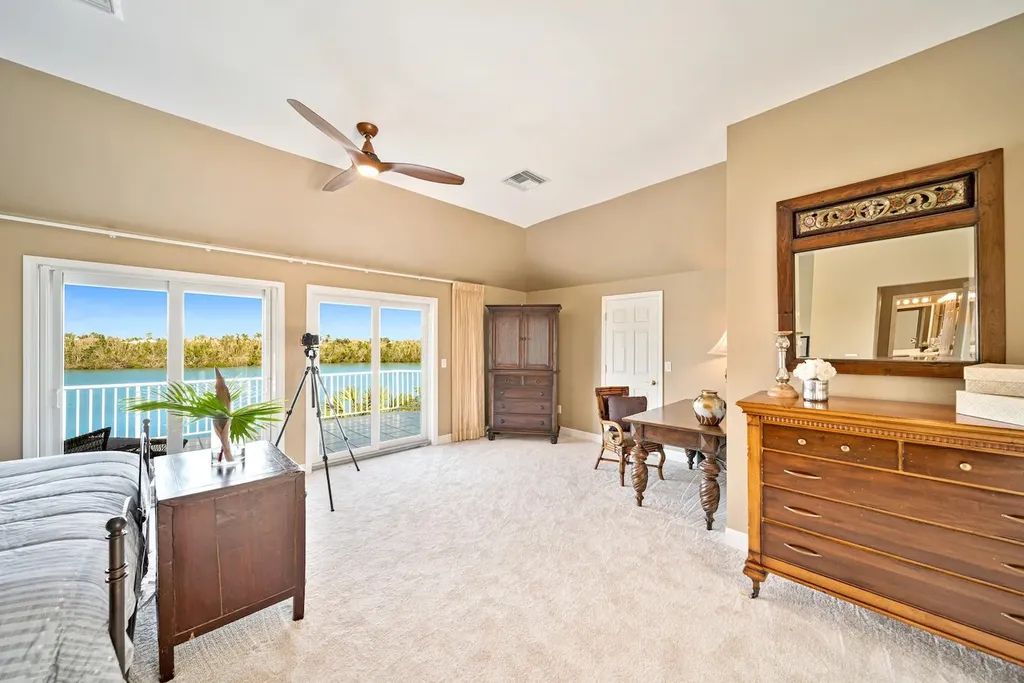 5810 Pine Tree Drive Sanibel FL 33957