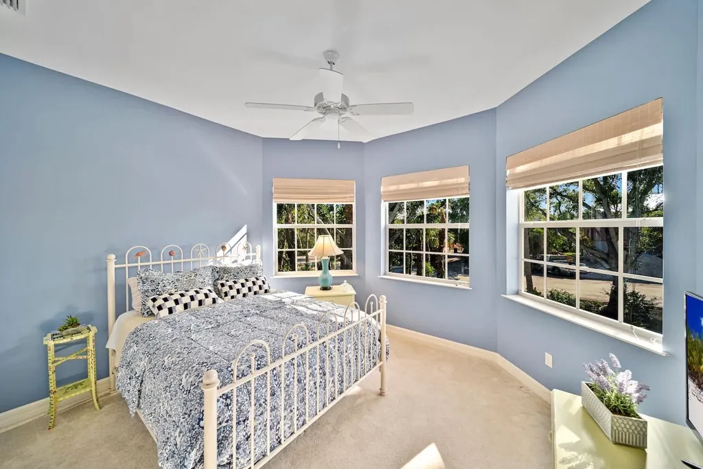 5810 Pine Tree Drive Sanibel FL 33957