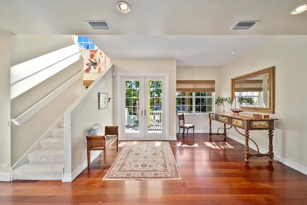 5810 Pine Tree Drive Sanibel FL 33957