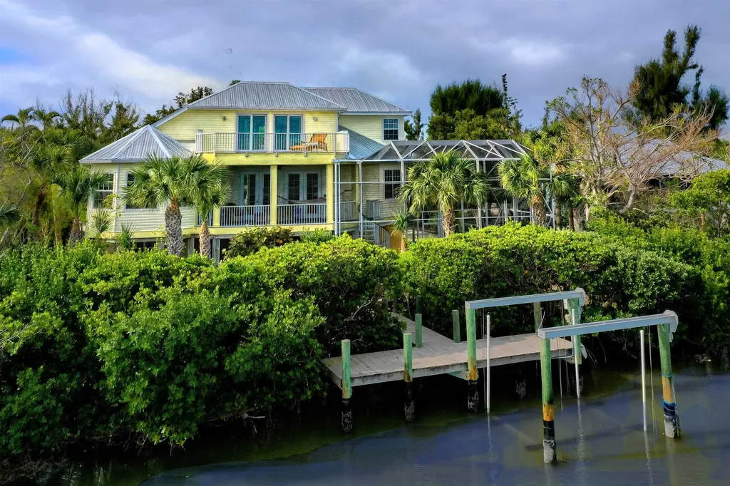 5810 Pine Tree Drive Sanibel FL 33957