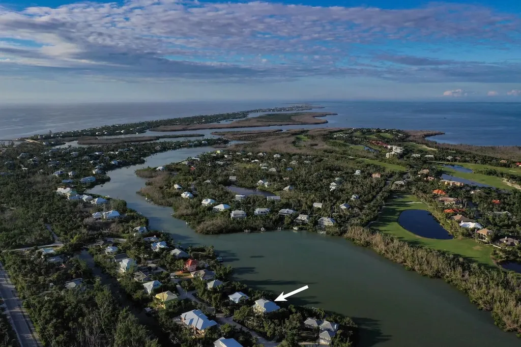 5810 Pine Tree Drive Sanibel FL 33957