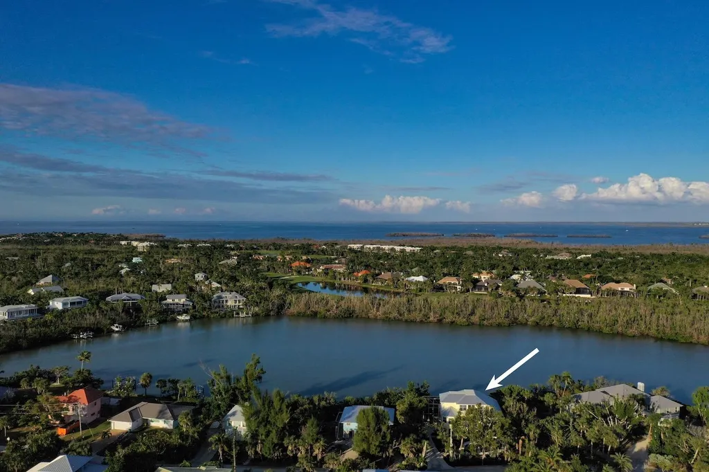 5810 Pine Tree Drive Sanibel FL 33957