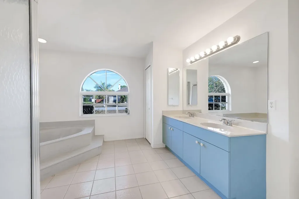 6740 Blake Pledger Court North Fort Myers FL 33917