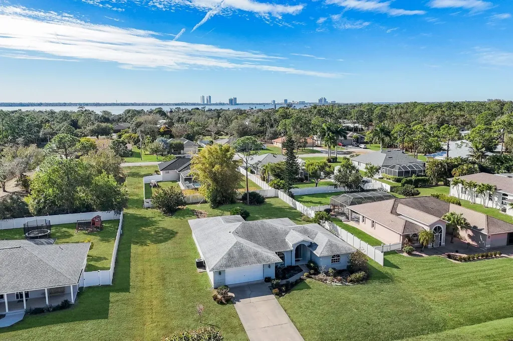 6740 Blake Pledger Court North Fort Myers FL 33917
