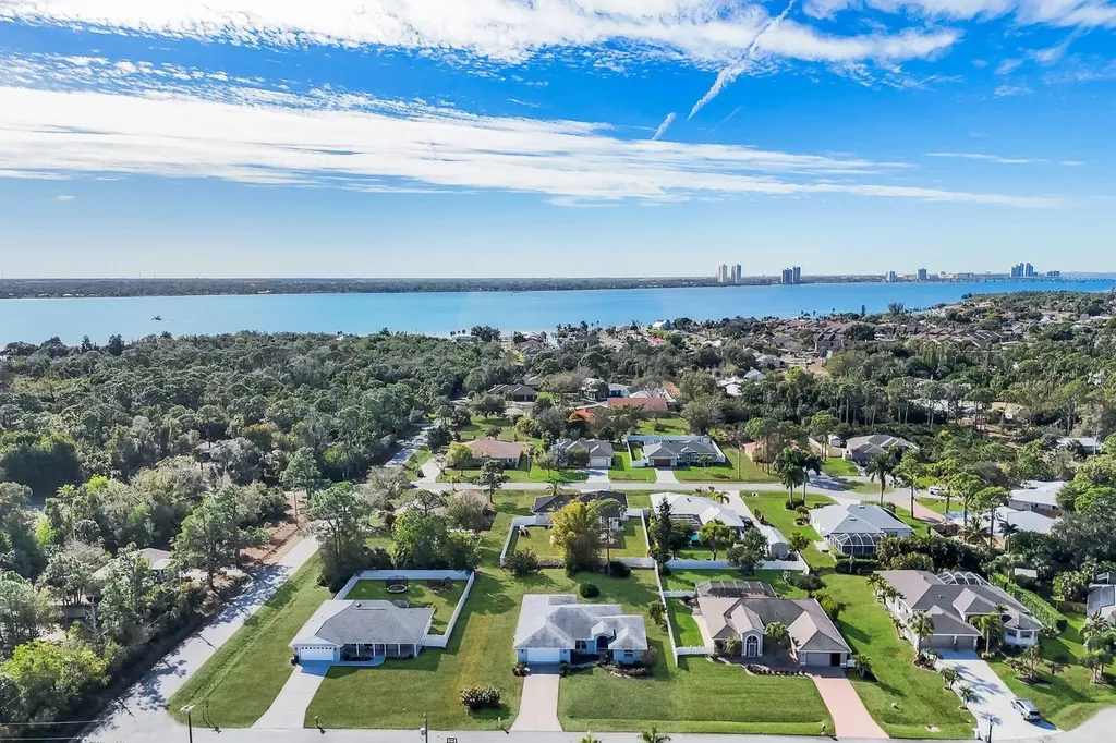 6740 Blake Pledger Court North Fort Myers FL 33917