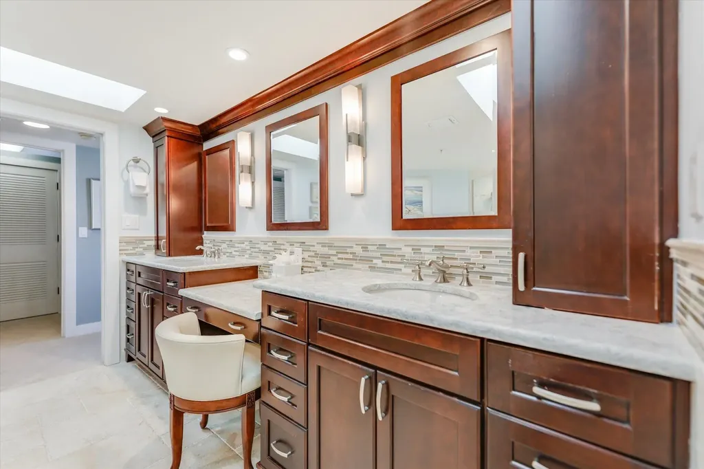 1656 Lands End Village Captiva FL 33924