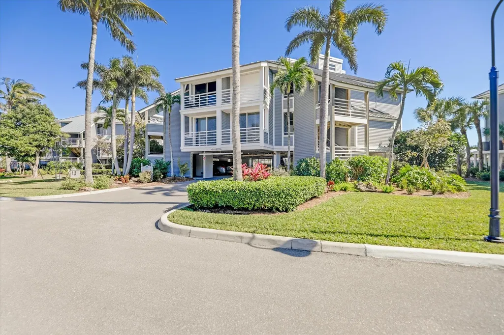 1656 Lands End Village Captiva FL 33924