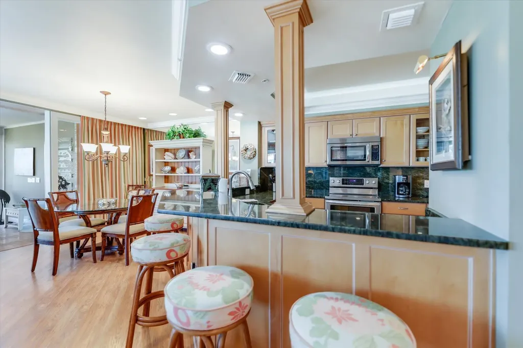 1656 Lands End Village Captiva FL 33924