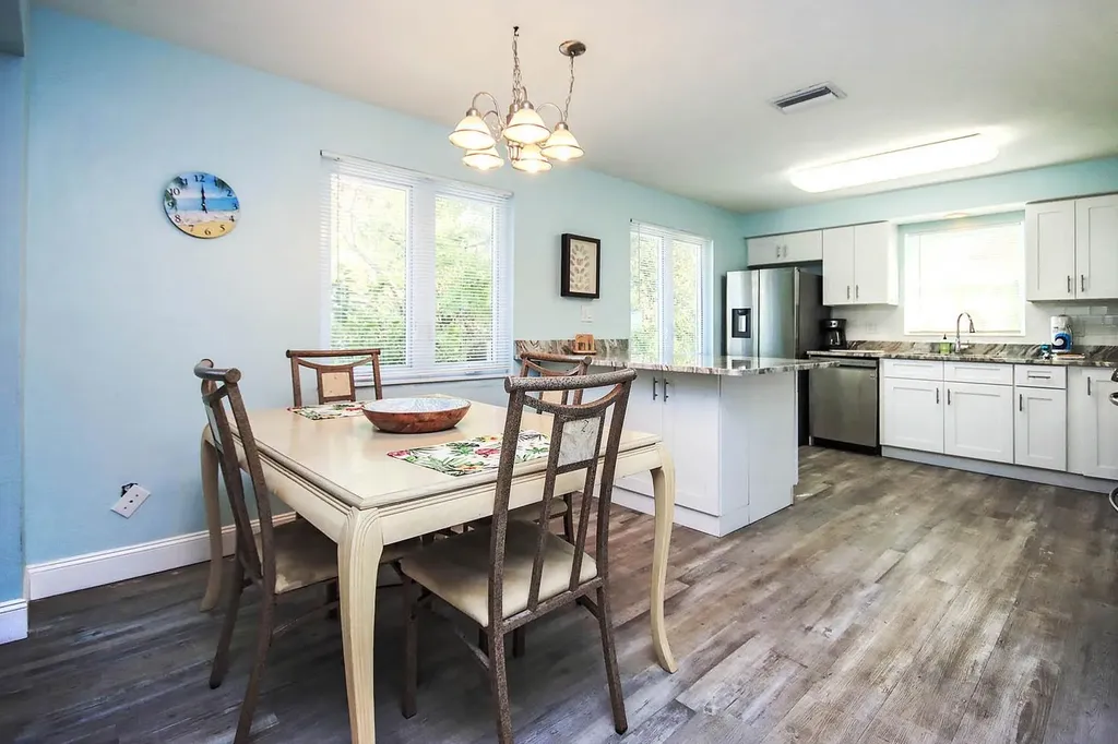 4560 Brainard Bayou Road Sanibel FL 33957