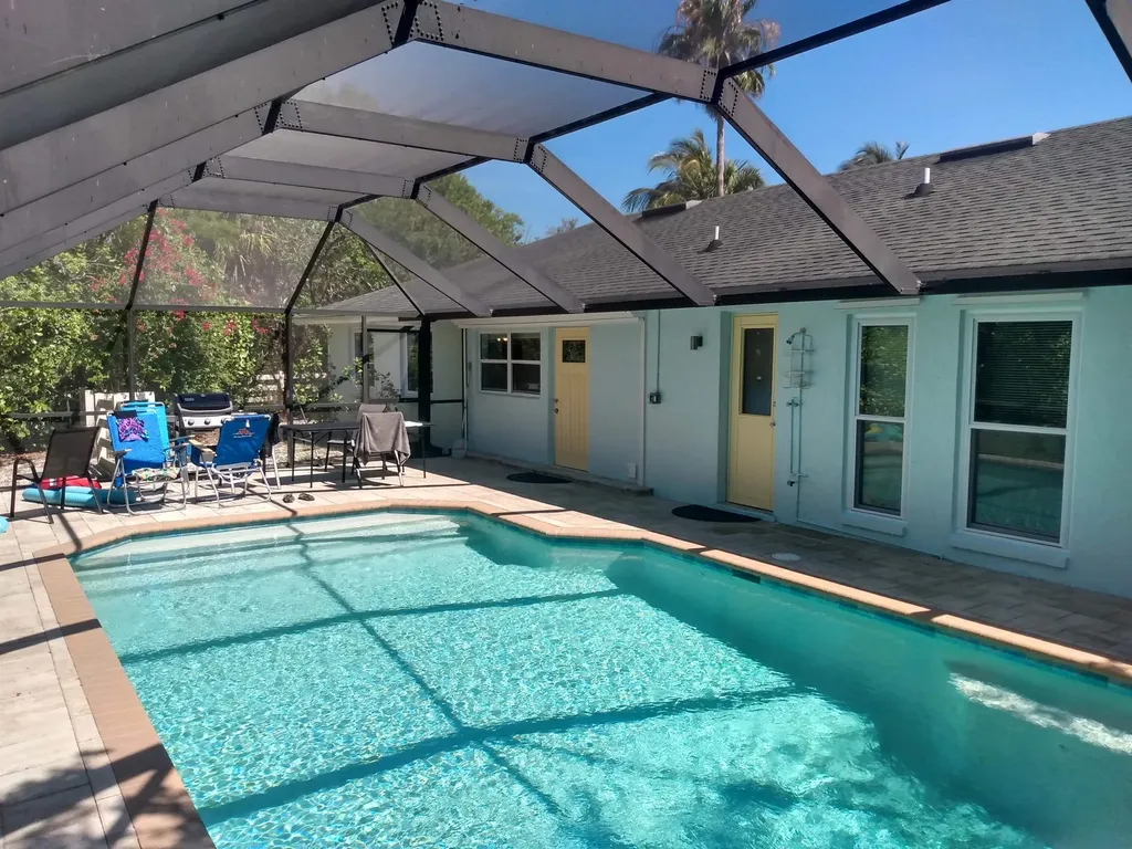4560 Brainard Bayou Road Sanibel FL 33957