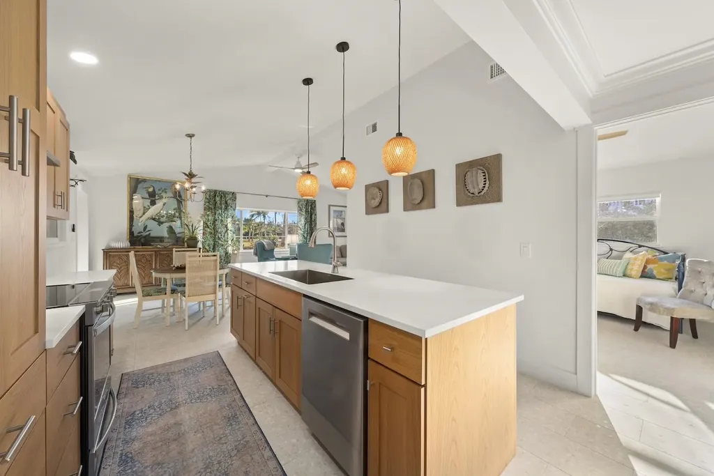 3009 Singing Wind Drive Sanibel FL 33957