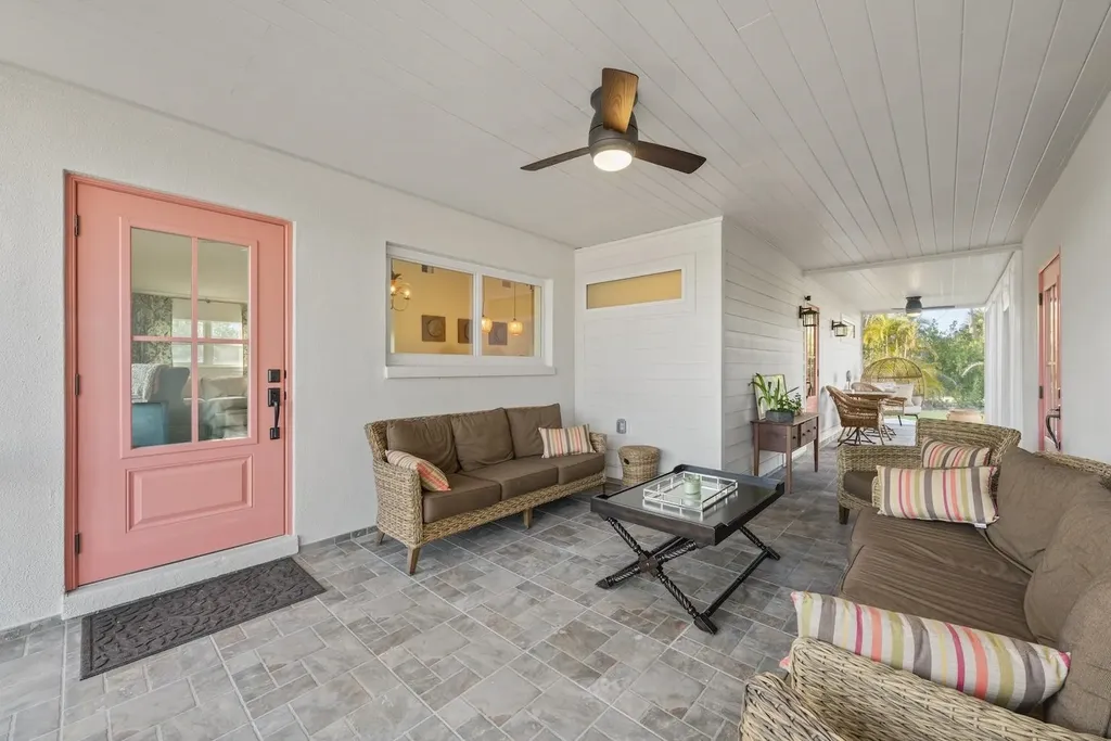 3009 Singing Wind Drive Sanibel FL 33957