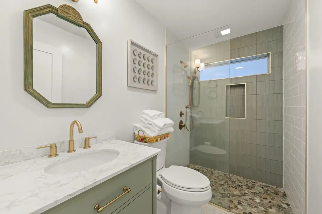 3009 Singing Wind Drive Sanibel FL 33957