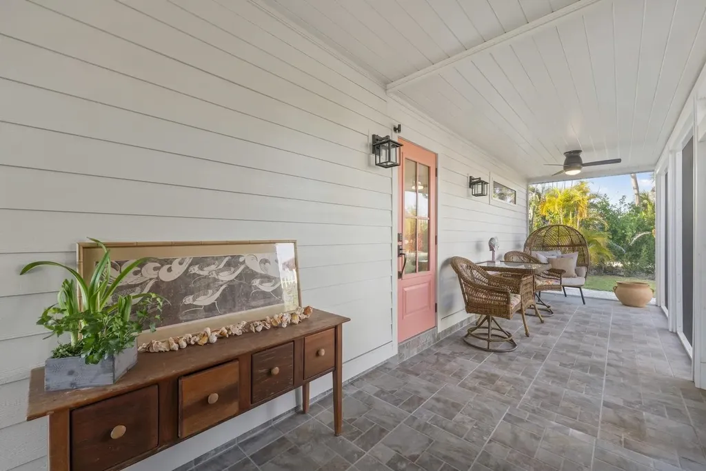 3009 Singing Wind Drive Sanibel FL 33957