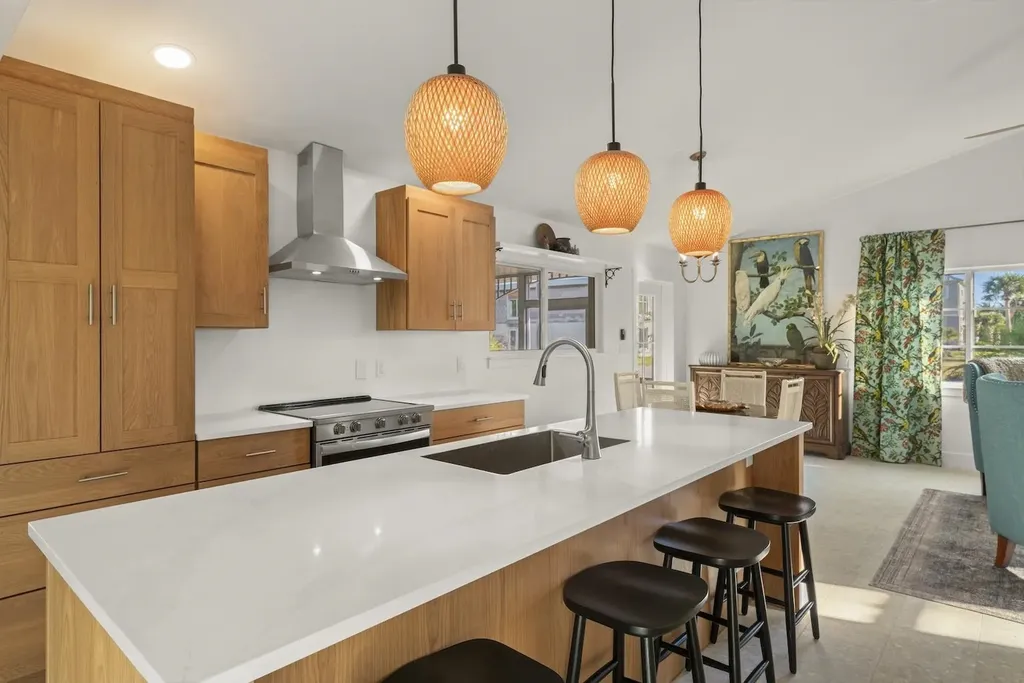 3009 Singing Wind Drive Sanibel FL 33957