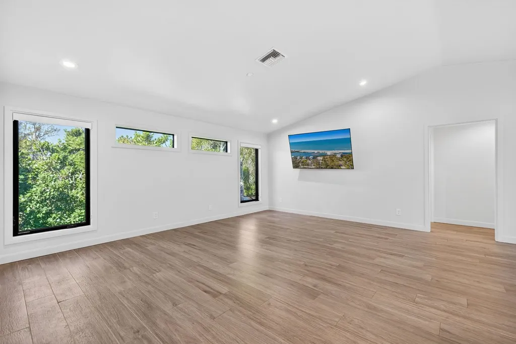 1211 Periwinkle Way Sanibel FL 33957