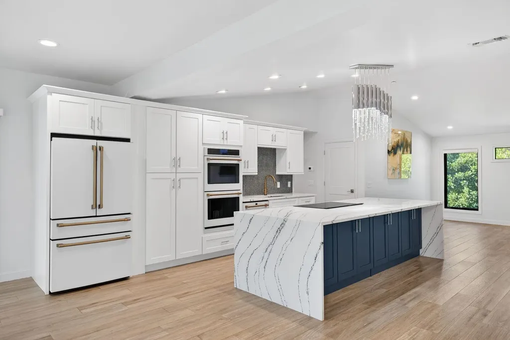 1211 Periwinkle Way Sanibel FL 33957