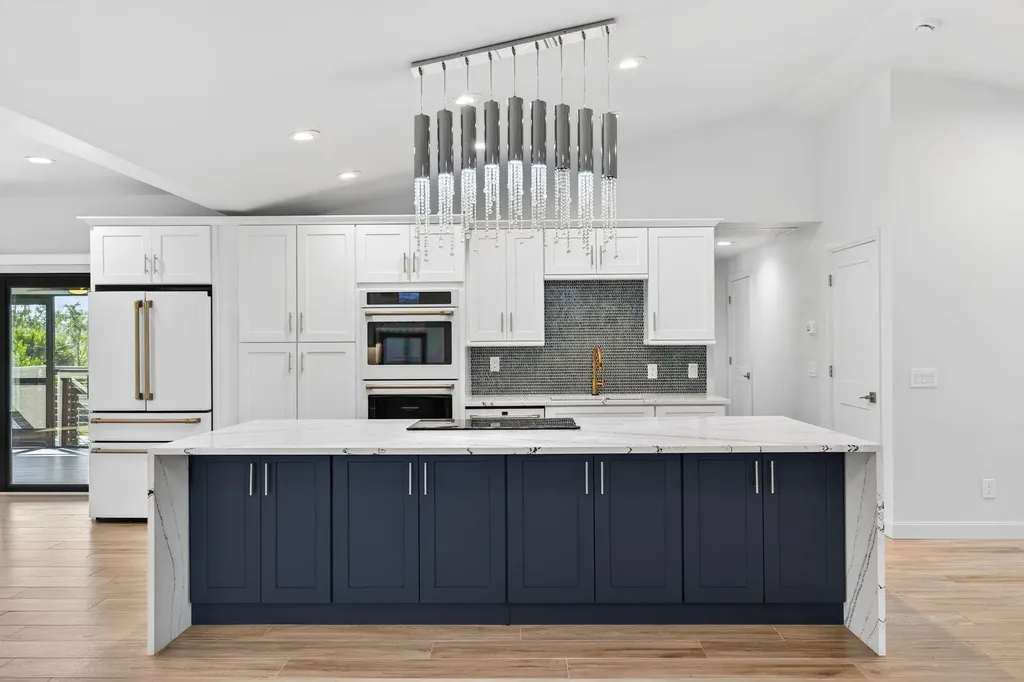 1211 Periwinkle Way Sanibel FL 33957