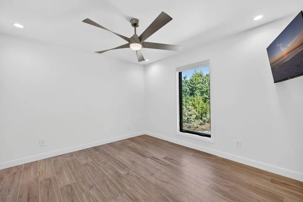 1211 Periwinkle Way Sanibel FL 33957