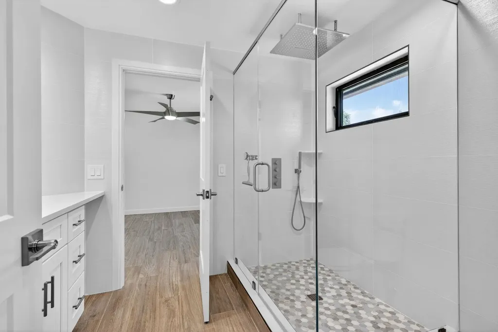 1211 Periwinkle Way Sanibel FL 33957