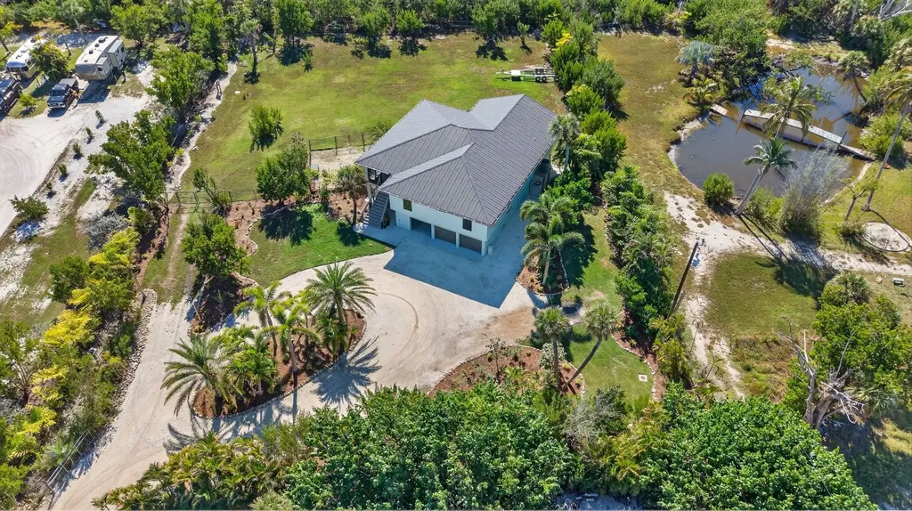 1211 Periwinkle Way Sanibel FL 33957
