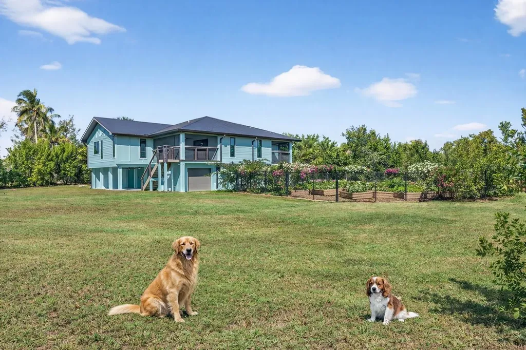 1211 Periwinkle Way Sanibel FL 33957