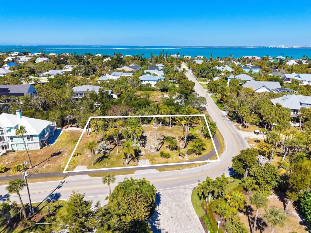 404 E Gulf Drive Sanibel FL 33957