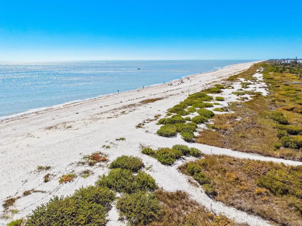 404 E Gulf Drive Sanibel FL 33957