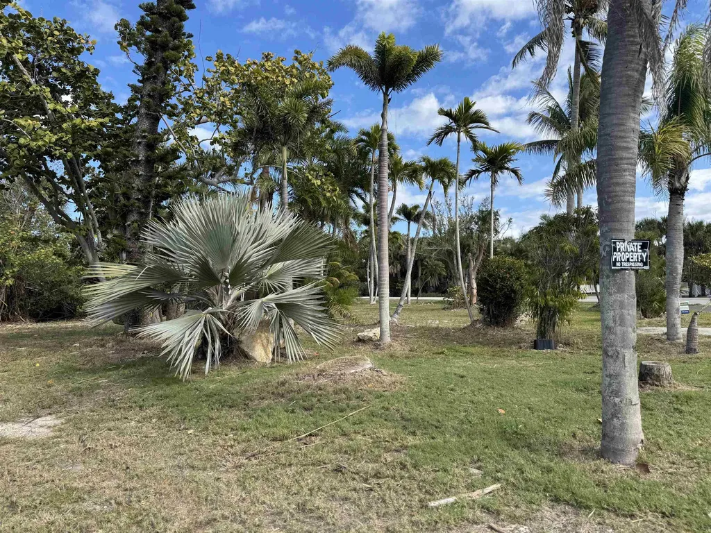 404 E Gulf Drive Sanibel FL 33957