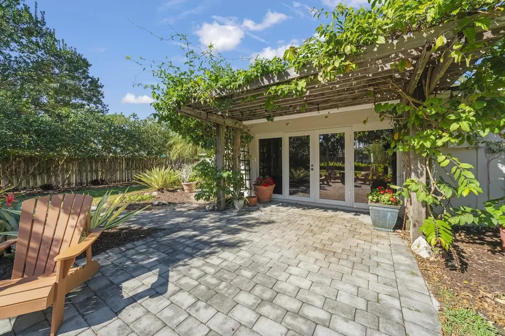 3325 Avocado Drive Fort Myers FL 33901