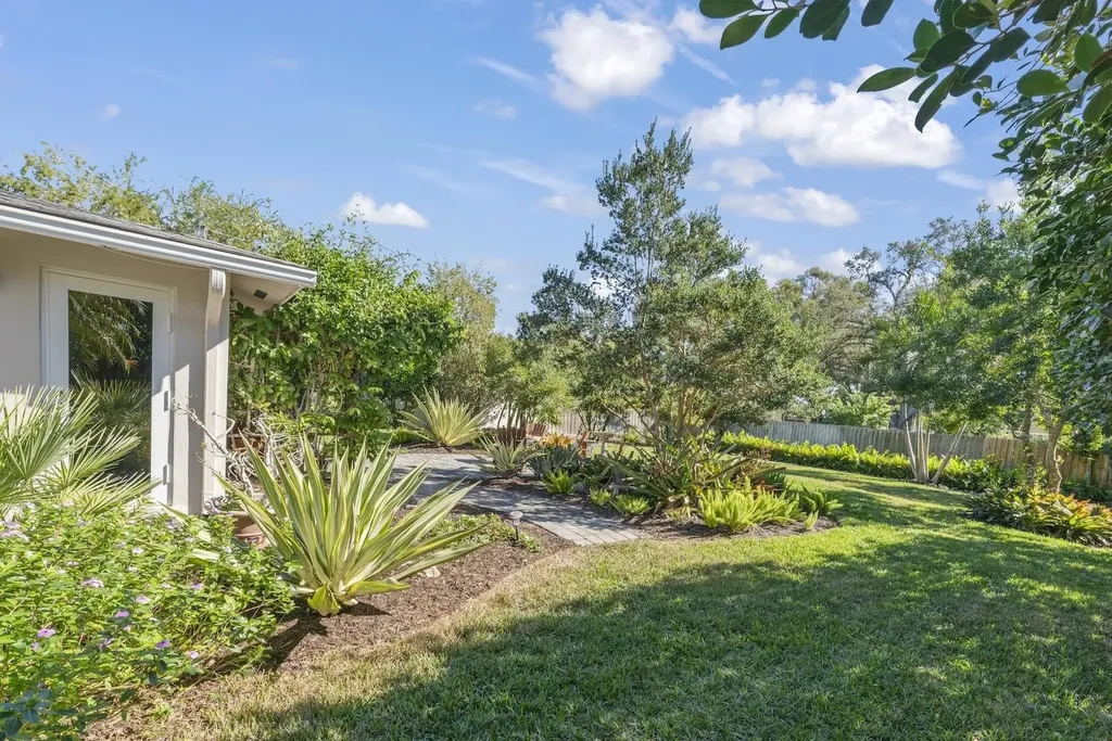 3325 Avocado Drive Fort Myers FL 33901