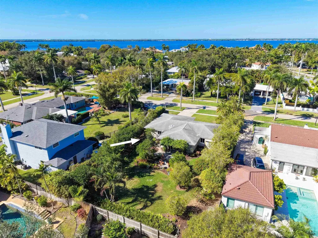 3325 Avocado Drive Fort Myers FL 33901