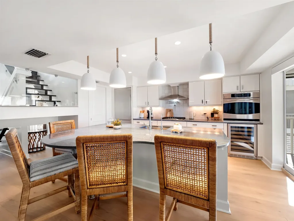 1 Sunset Captiva Lane Captiva FL 33924