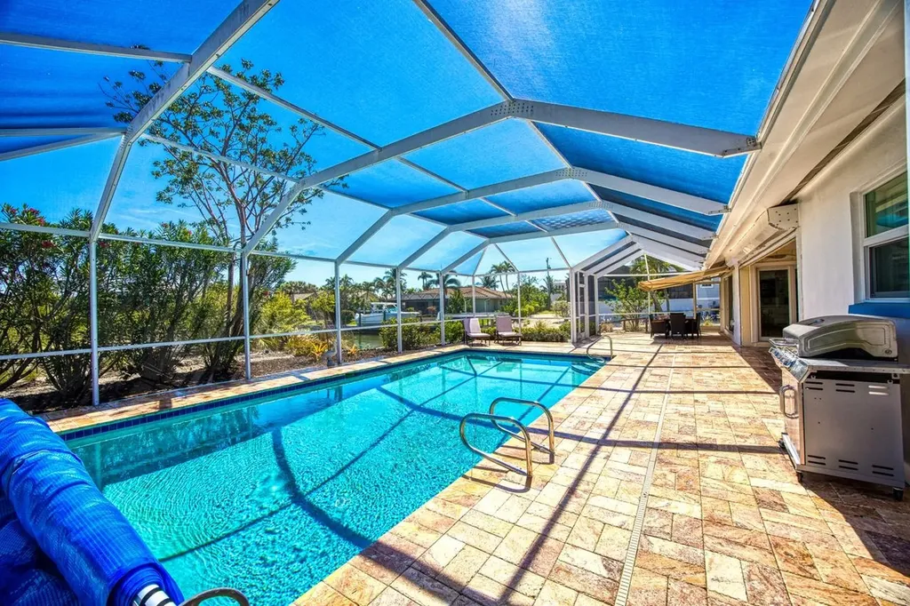 1006 Lindgren Boulevard Sanibel FL 33957