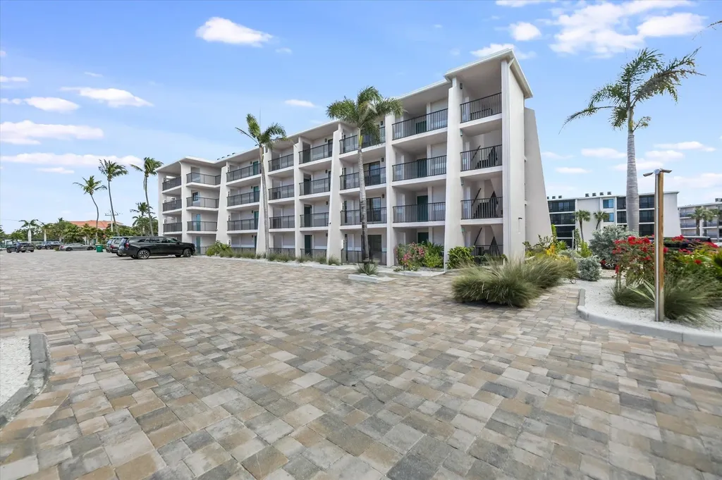 1501 Middle Gulf Drive Sanibel FL 33957