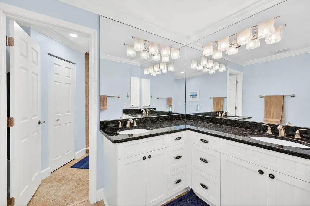 2659 W Gulf Drive Sanibel FL 33957