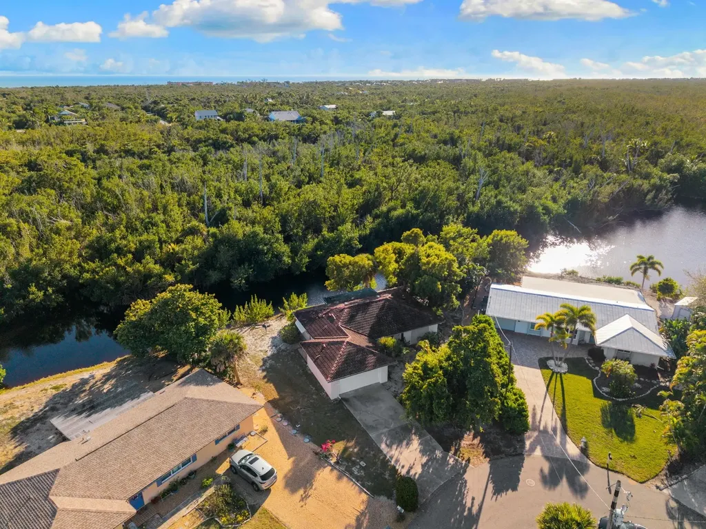 1812 Ibis Lane Sanibel FL 33957
