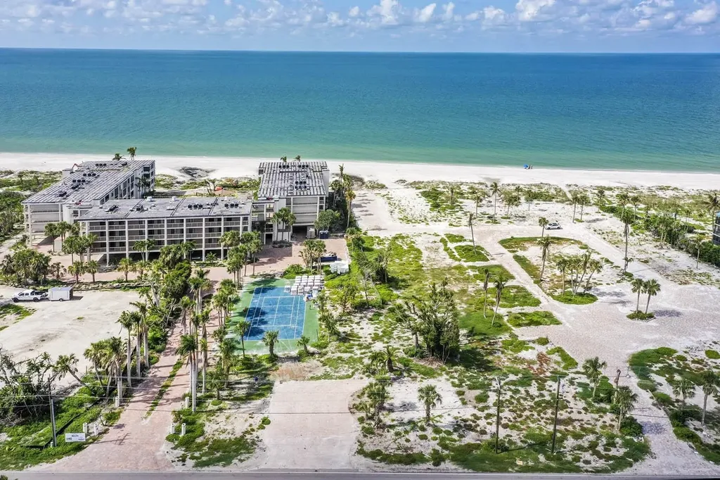 2807 W Gulf Drive Sanibel FL 33957