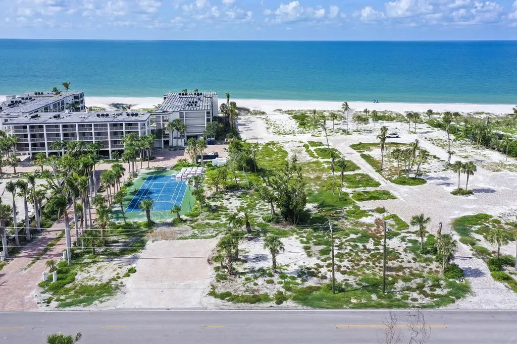 2807 W Gulf Drive Sanibel FL 33957