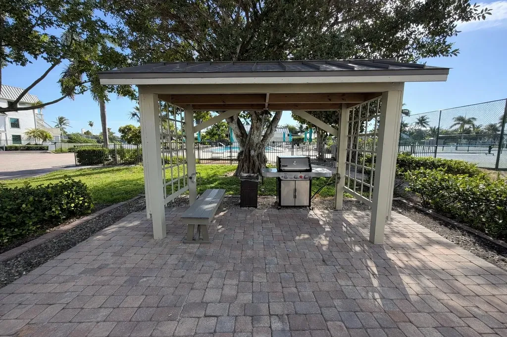 760 Sextant Drive Sanibel FL 33957