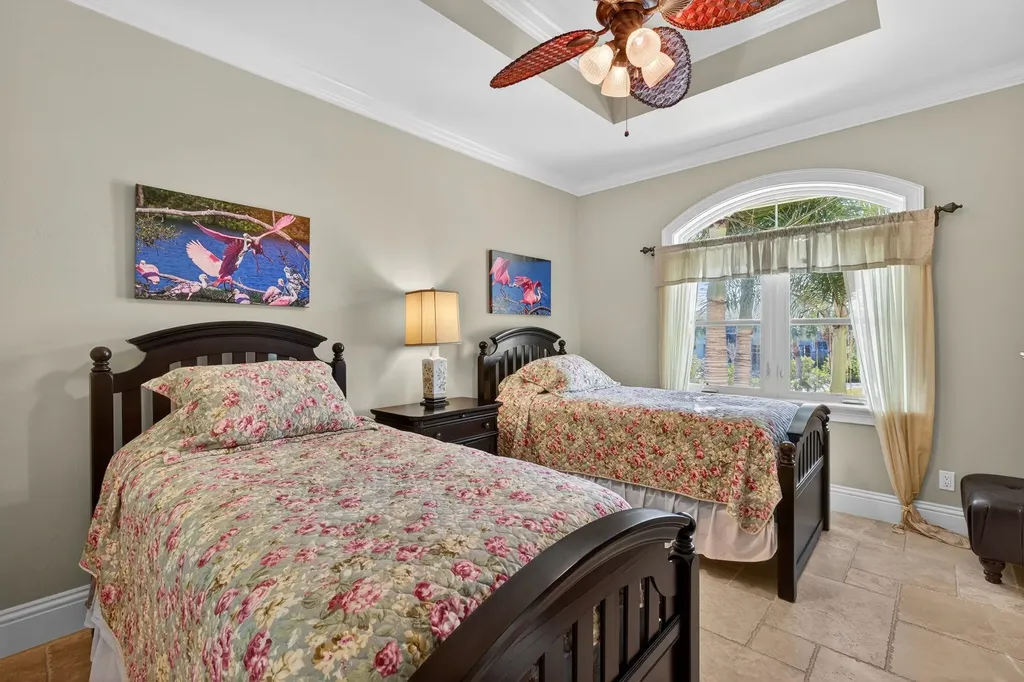 2312 Starfish Lane Sanibel FL 33957