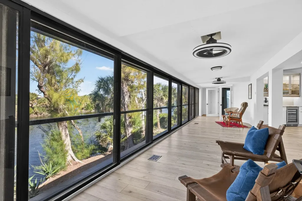 1666 Middle Gulf Drive Sanibel FL 33957