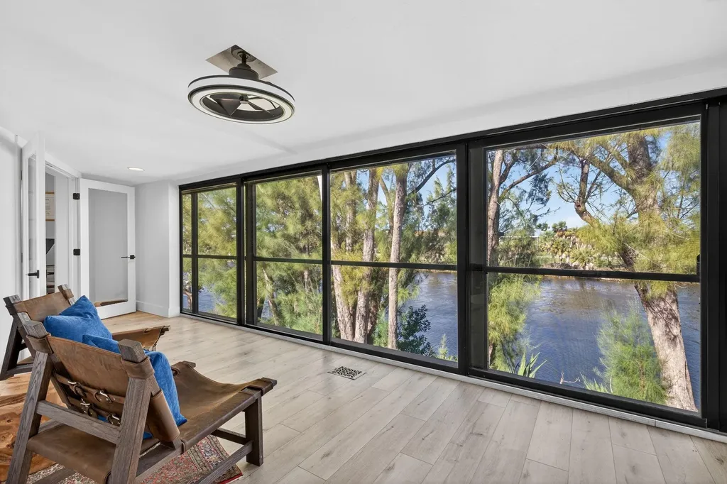 1666 Middle Gulf Drive Sanibel FL 33957