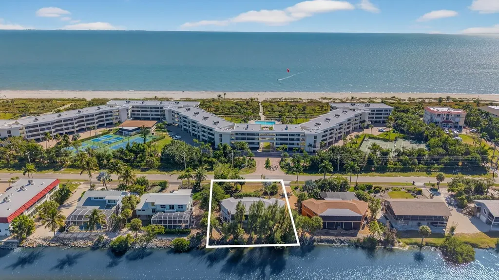 1666 Middle Gulf Drive Sanibel FL 33957