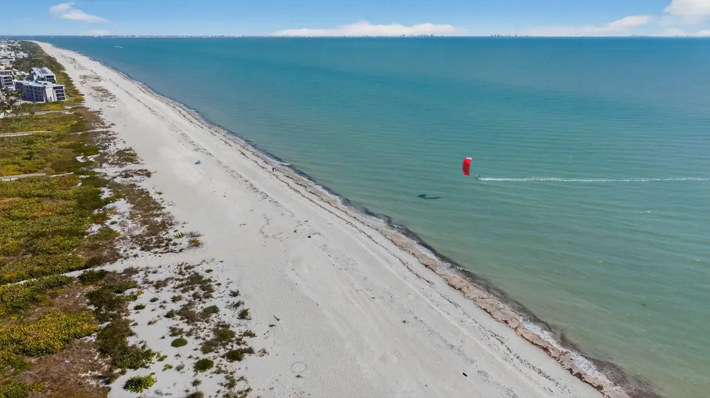 1666 Middle Gulf Drive Sanibel FL 33957