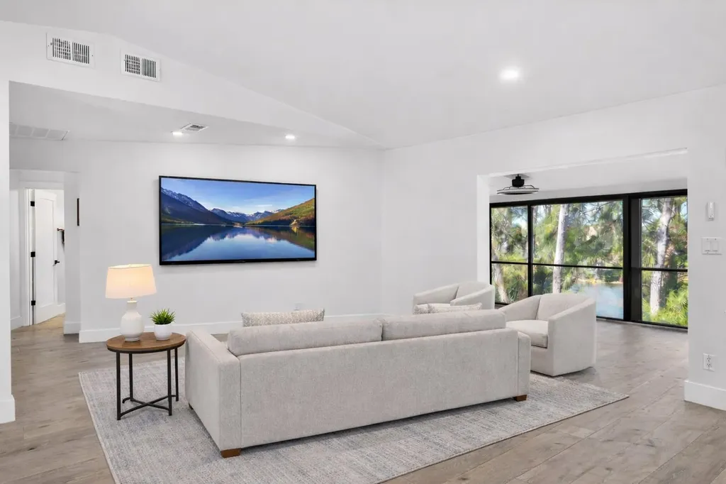 1666 Middle Gulf Drive Sanibel FL 33957