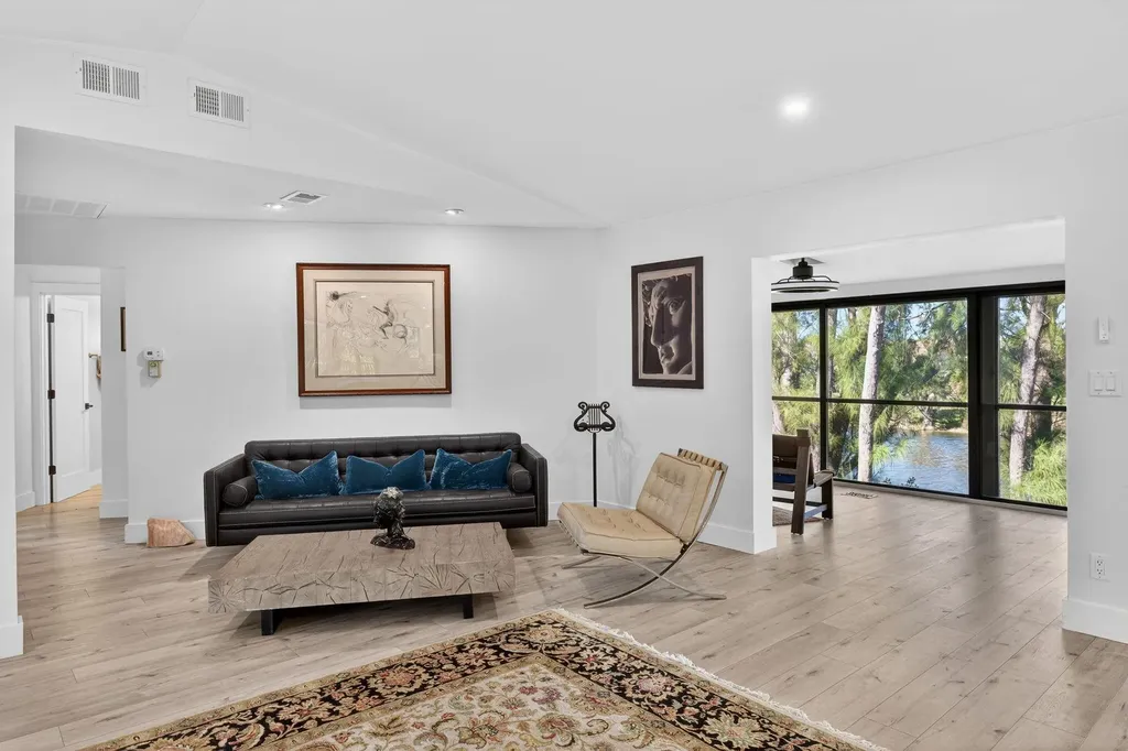 1666 Middle Gulf Drive Sanibel FL 33957