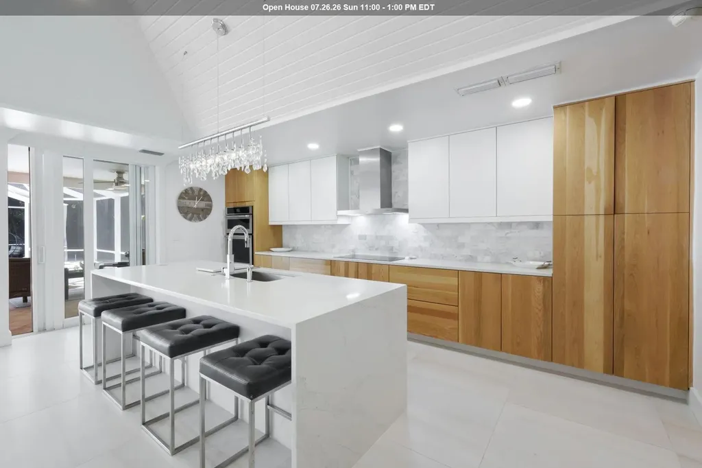 2943 Valencia Way Fort Myers FL 33901